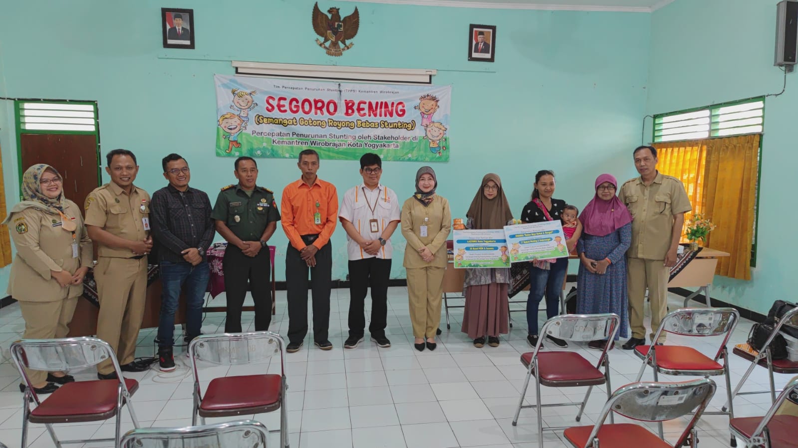 DHANIA Bubur Sehat Bergizi dan LAZISMU Kota Yogyakarta Peduli Stunting di Kemantren Wirobrajan Kota Yogyakarta