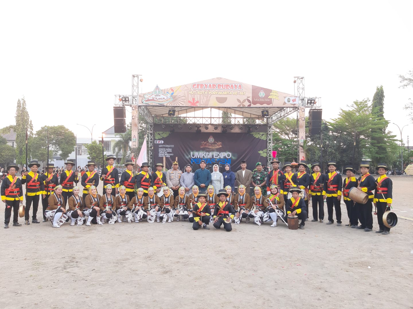 UMKM EXPO dan MALAM PENTAS SENI Kemantren Wirobrajan Dalam Rangka memperingati HUT Kota Yogyakarta yang ke 267