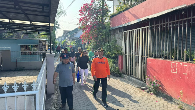 GIAT JALAN SEHAT DAN PEMBERIAN MAKANAN TAMBAHAN (PMT) KEPADA KELUARGA RESIKO STUNTING 27 SEPTEMBER 2024